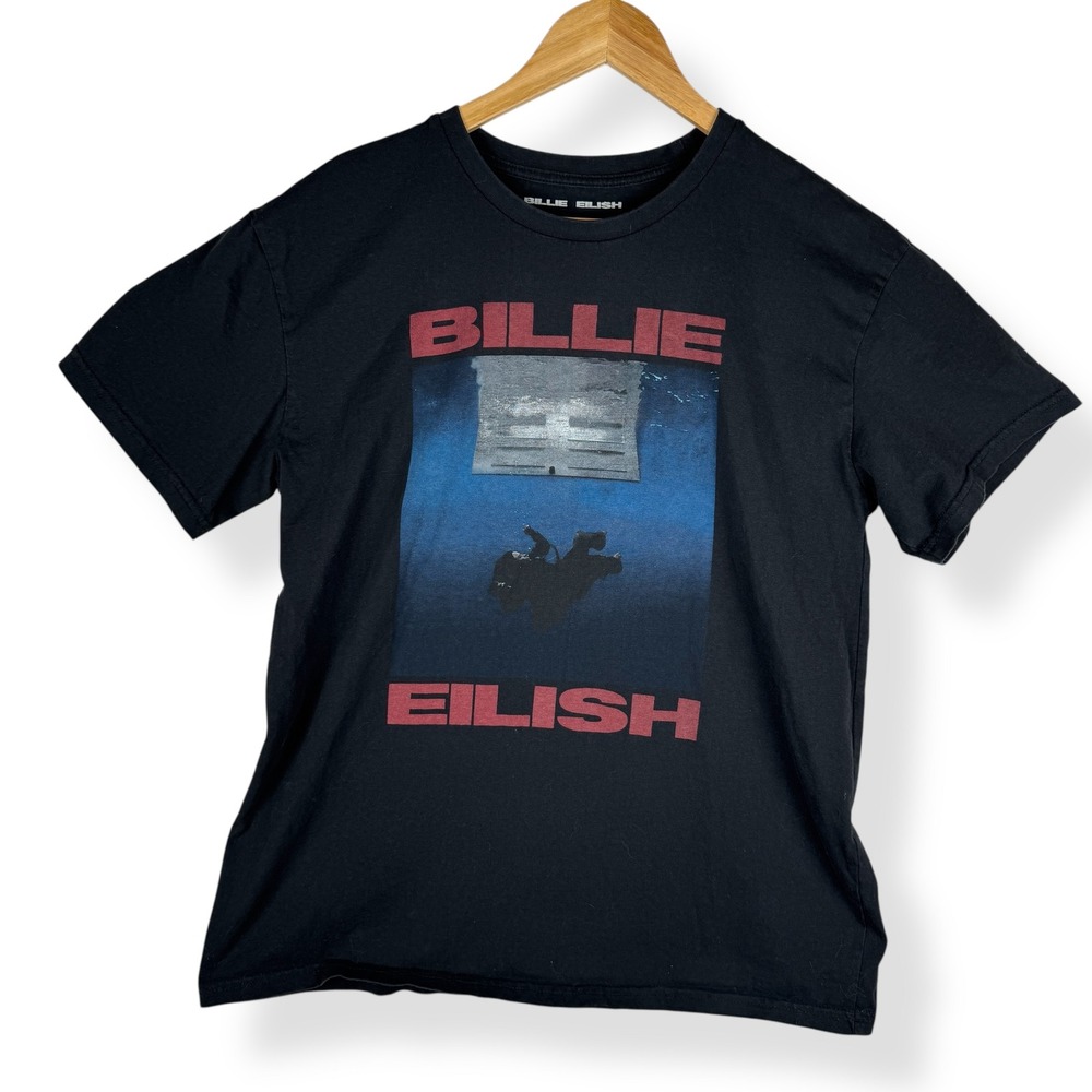 Billie Eilish Album Cover Graphic T Shirt Target Exclusive Size Large Boyfriend
